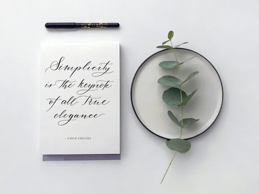 green leaf & simplicity text